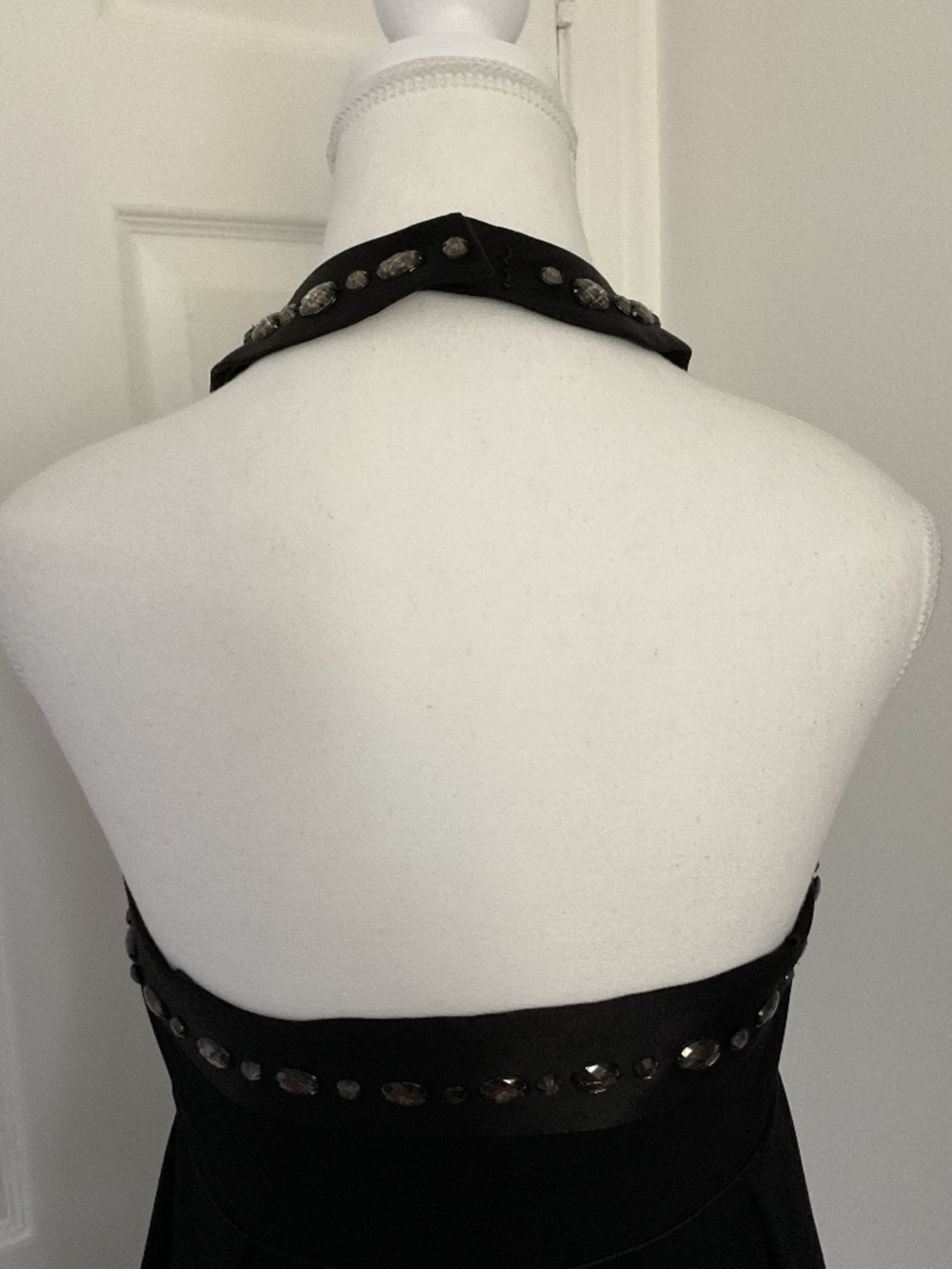 ✨Laundry By Design Black Jewelled Halter Bubble Hem Dress - size 4 - Picture 7 of 12